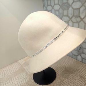 Very Rare New Unused Vintage Women's I. Magnins Frank Olive Hat.  S/M